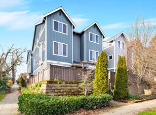 3901 Whitman Ave N, Seattle, WA 98103