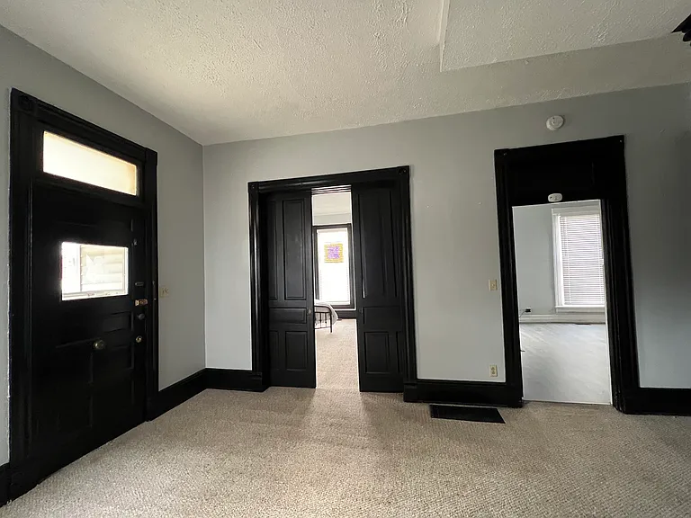 238 N Church St — Photo 4