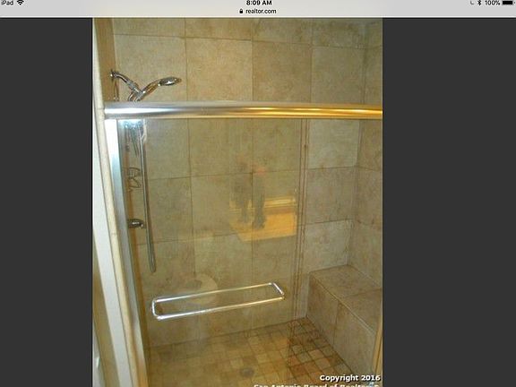 4th image of 248 Fox Hall Ln
