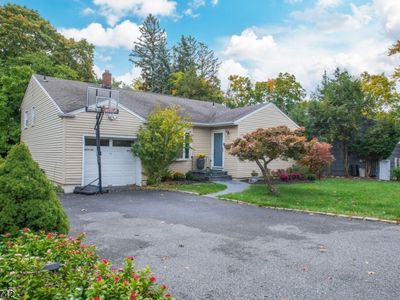 139 Grove Ave, Verona, NJ, 07044