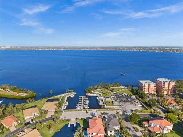 15214 Cape Sable LN, FORT MYERS, FL 33908
