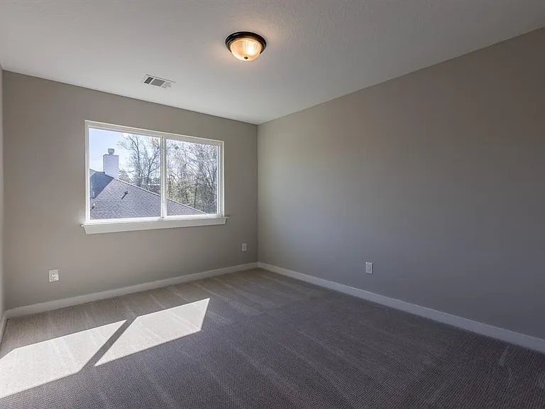 522 Jeremy Ct — Photo 31