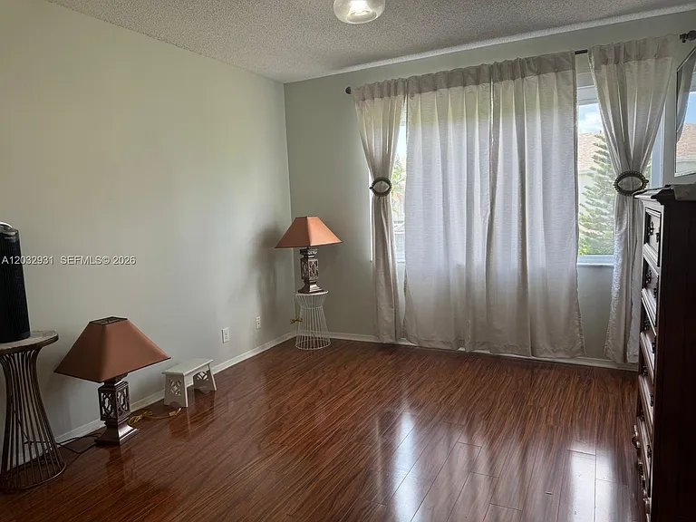 16682 Hemingway Dr — Photo 17