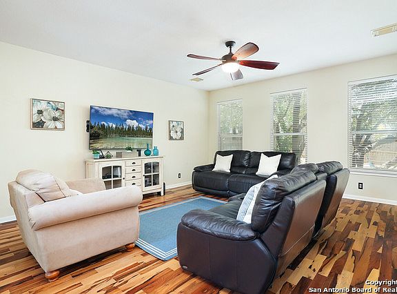 5th image of 21238 LA PENA DR