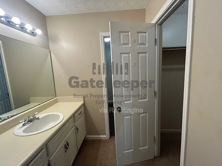 210 Buckeye Ln — Photo 11