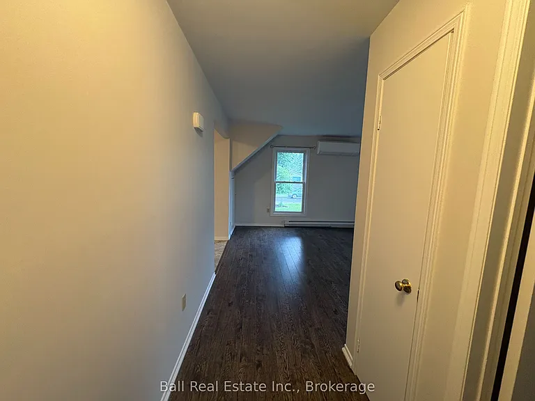 44 Anne St #5 — Photo 13