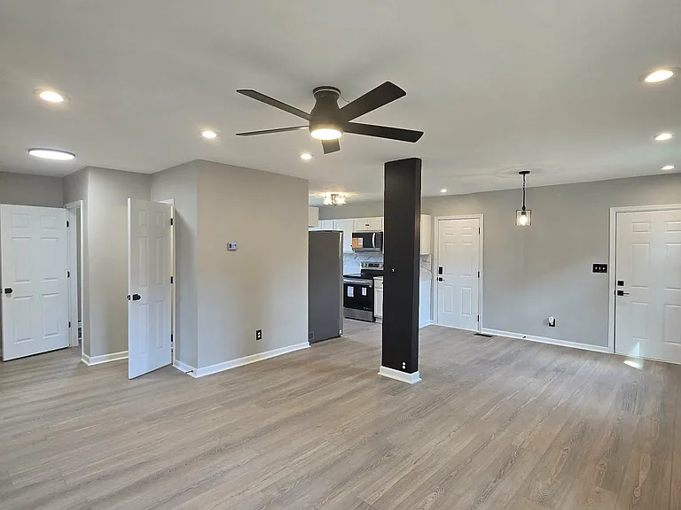 227 Blair Ave — Photo 2