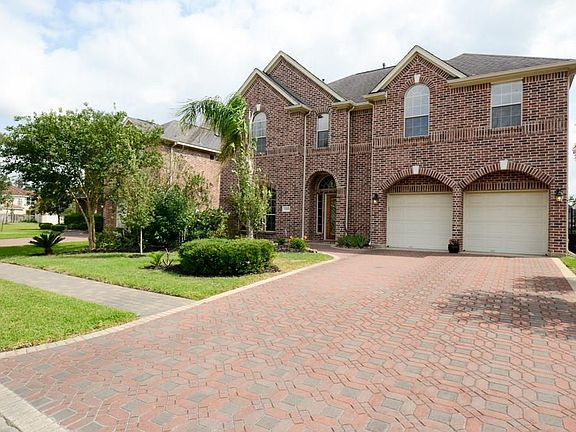 2nd image of 12155 Lismore Lake Dr