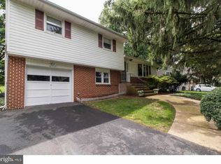 35 Martin Dr, Holland, PA 18966
