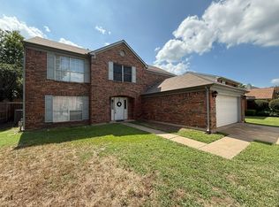 616 Berkley Dr, Grapevine, TX 76051