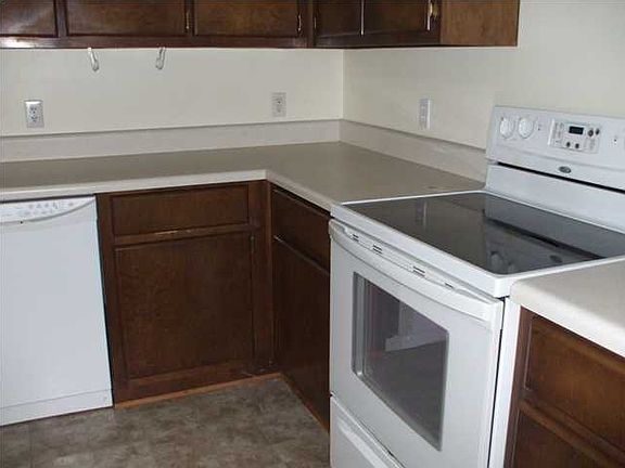 5th image of 6660 Fairmont St