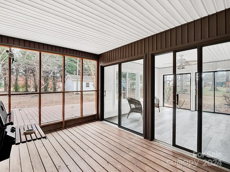 846 S Magnolia St — Photo 10