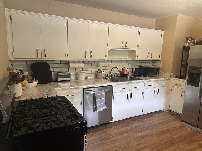 566 Woodland Hills Dr — Photo 10
