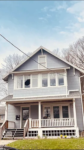 107 W Valley St #2 Photo 1