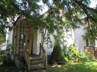 1161 N 4th St, Springfield, IL 62702