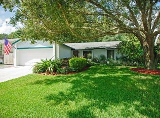 204 Holiday Ln, Winter Springs, FL 32708