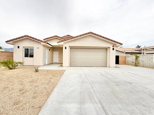 30125-30127 Avenida Juarez #30125 Photo 1