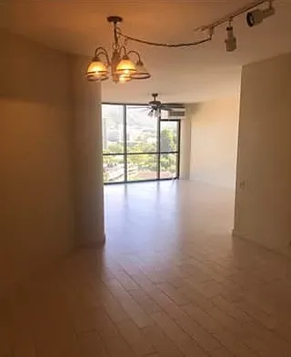 3 bed, 1400 sqft, $4,200 — Photo 2