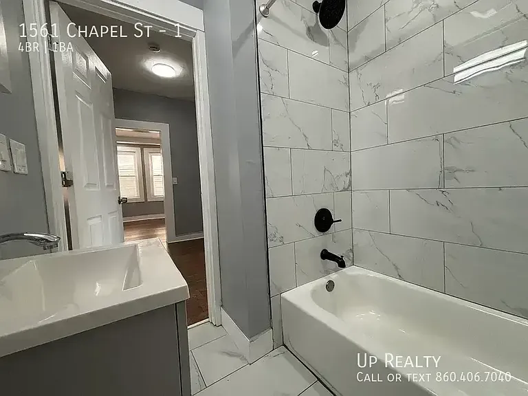 1561 Chapel St #1 — Photo 8