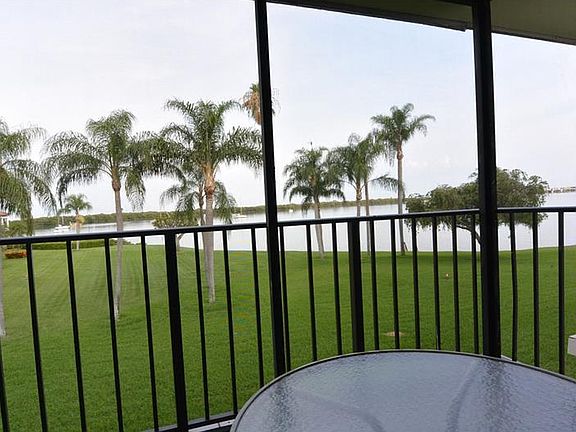 3rd image of 6291 Bahia Del Mar Cir APT 202