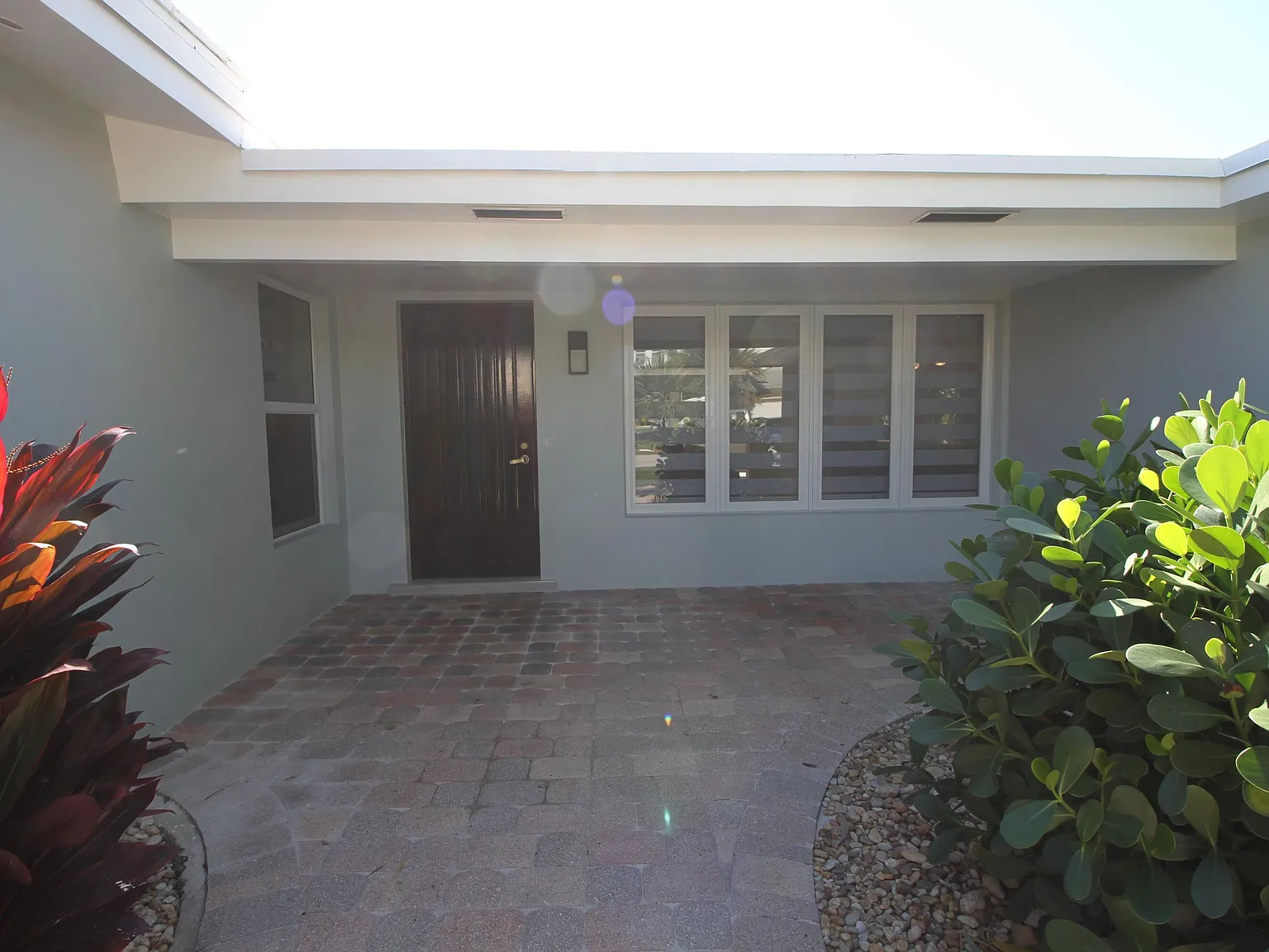 2 bed, 2.0 bath, 1400 sqft, $12,000 — Photo 4