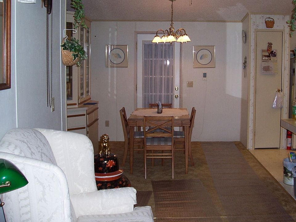 2nd image of 5119 SW 66th St
