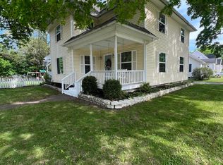 305 E Main St, Stockbridge, MI 49285