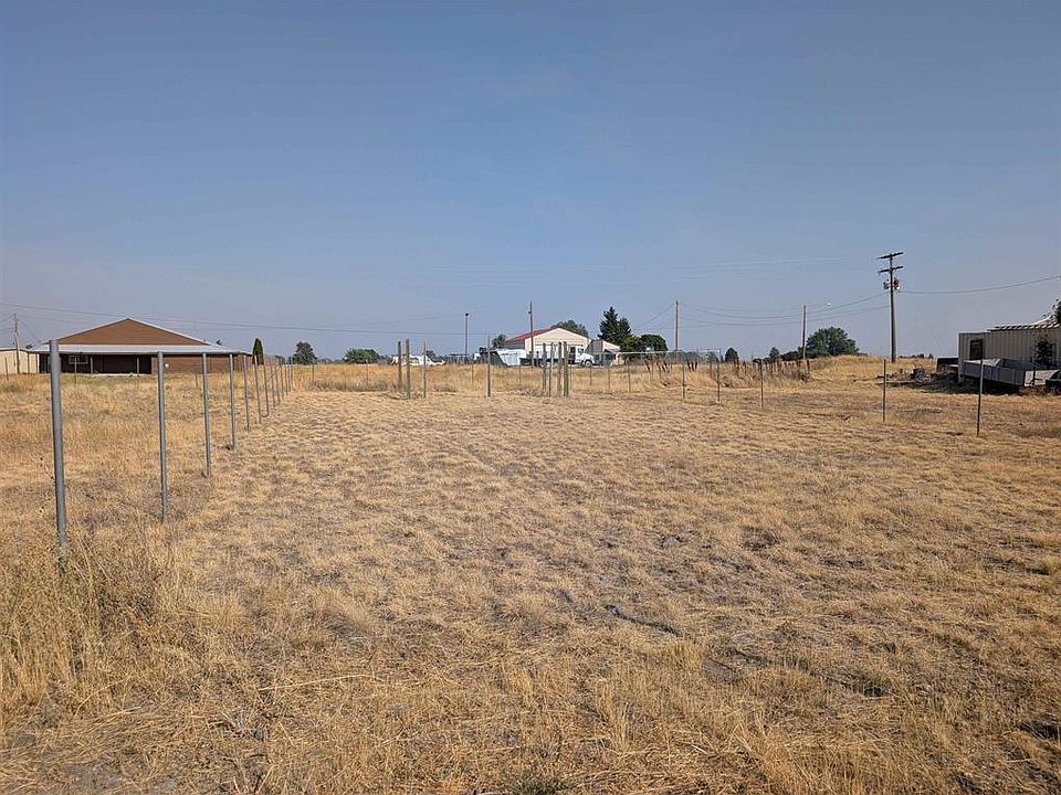 2nd image of Nka Lundstrom St