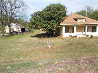 1001 N Main St, Blackwell, OK 74631