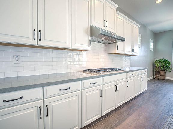 2nd image of 3833 E San Carlos Pl