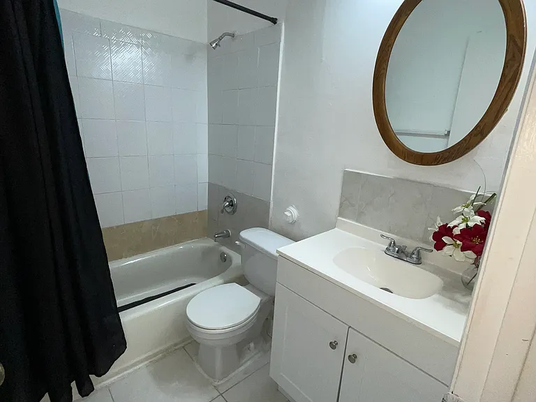 274 SW 9th St #1 — Photo 23