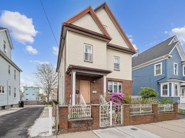 91 Francis St, Everett, MA 02149