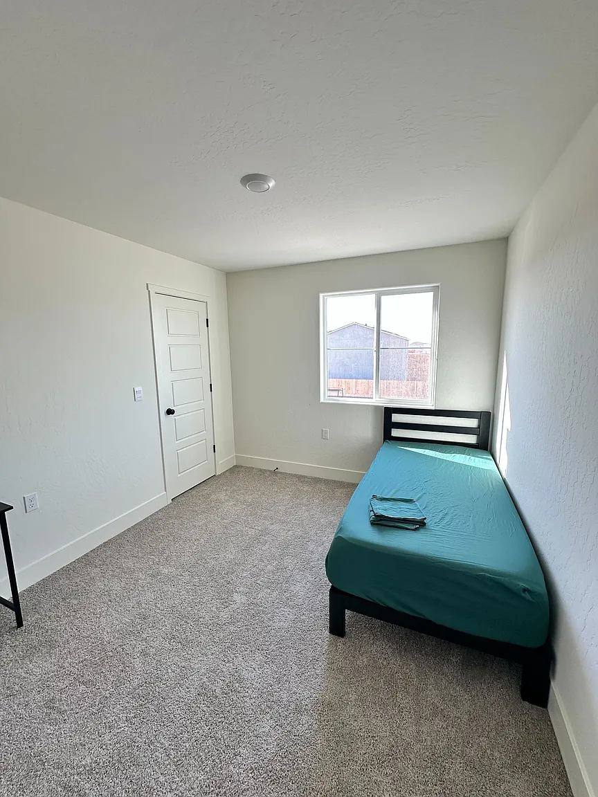 752 Stephanie Dr #3 photo 1