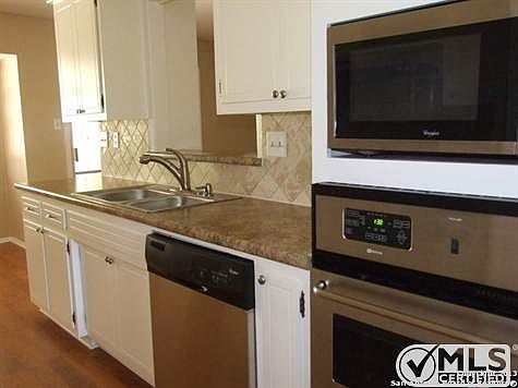 5th image of 3015 Renker Dr