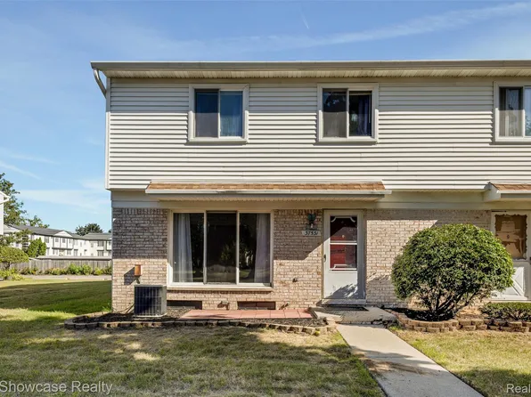 37531 N Colonial Dr, Westland, MI 48185