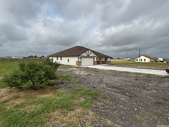 4th image of 472 County Rd. 679