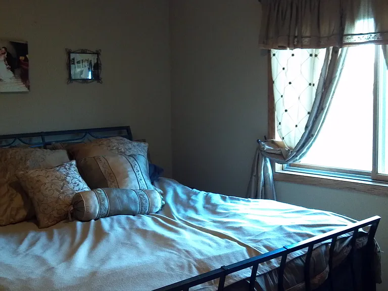 1202 Tikalsky St SE #1 — Photo 3