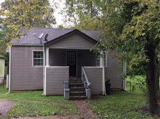 2073 Roxalana Rd, Dunbar, WV 25064