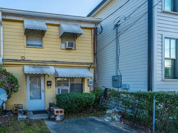37 F St APT B, Charleston, SC 29403