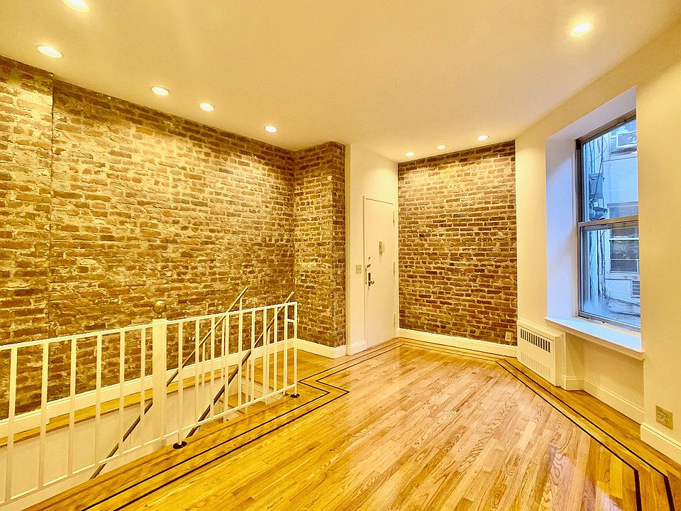 1st image of 61 W 10th St APT 1B