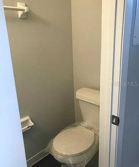 11141 Essex Ridge Ct — Photo 16