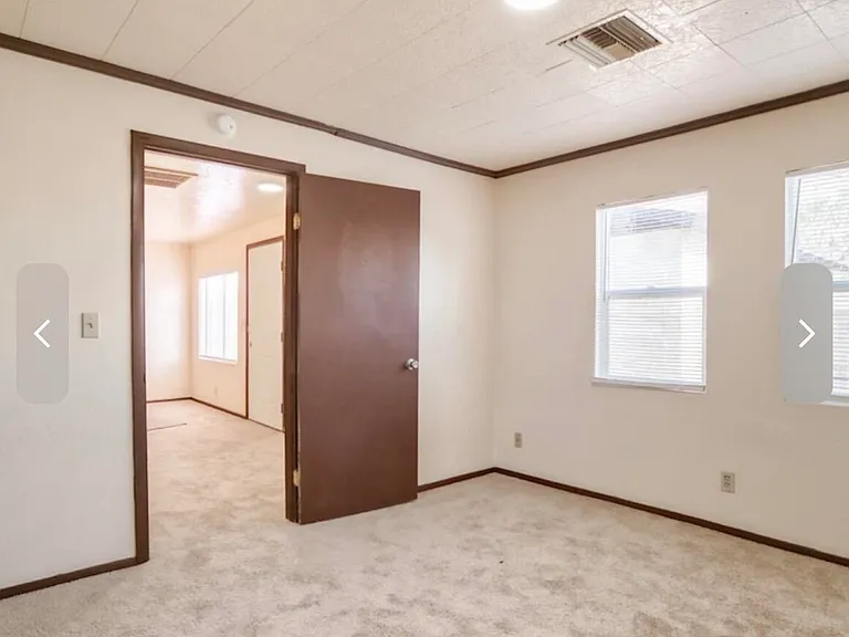 1005 N Center Ave #A — Photo 3
