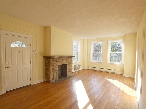 3rd image of 400 W Hortter St APT 103