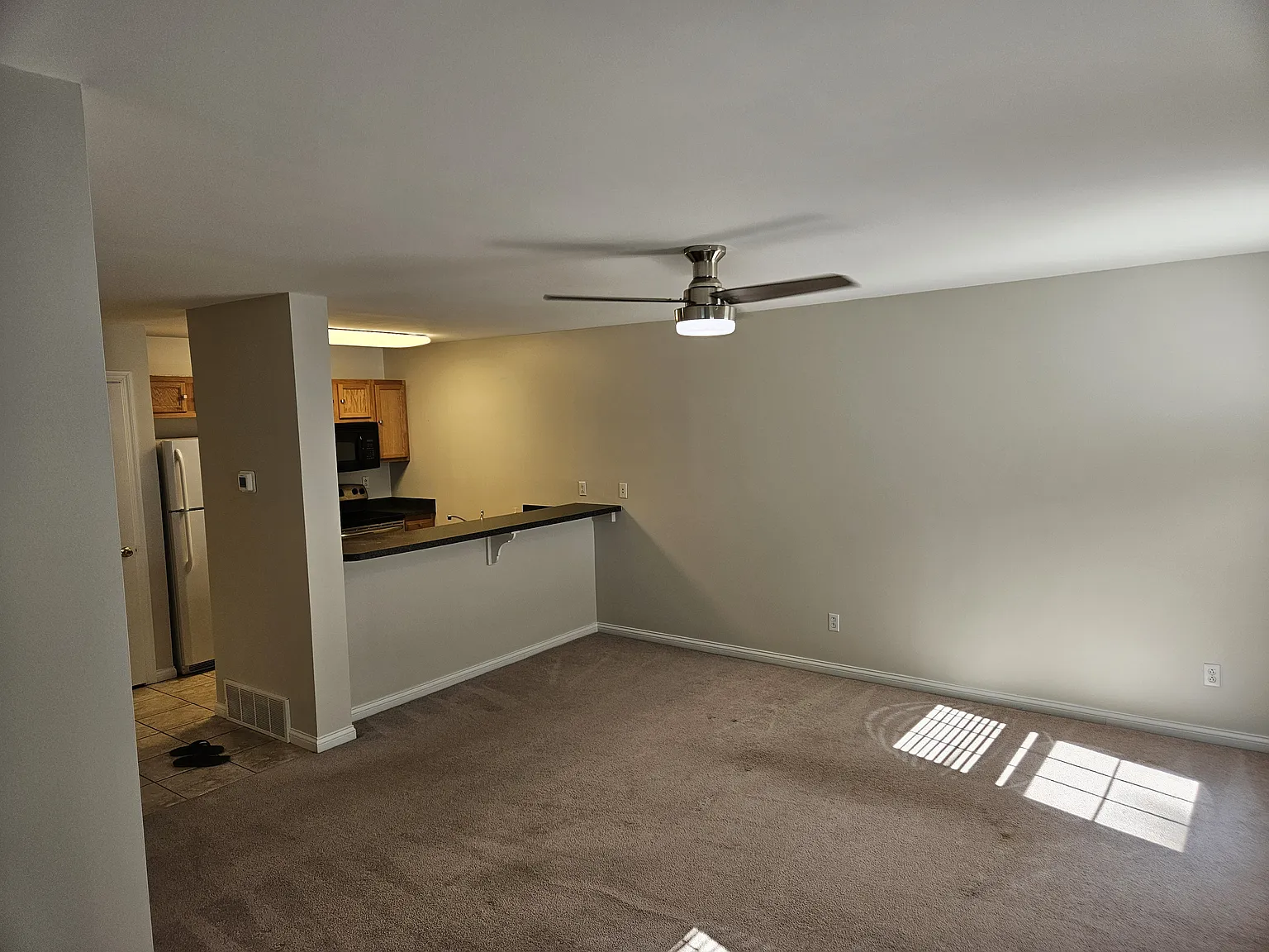 1 bed, 900 sqft, $925 — Photo 4