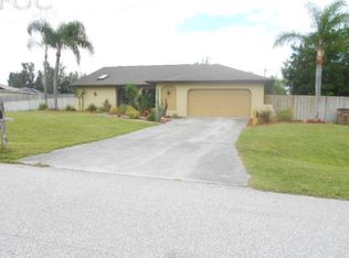 305 SW 22nd Pl, Cape Coral, FL 33991