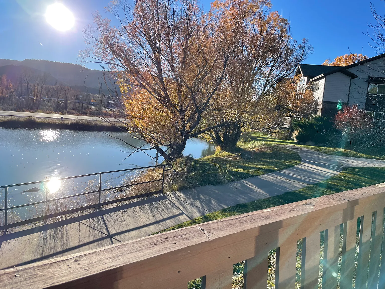 3 bed, 1033 sqft, $2,950 — Photo 1