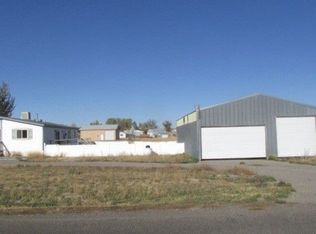 911 Spring Valley Pkwy, Spring Creek, NV 89815