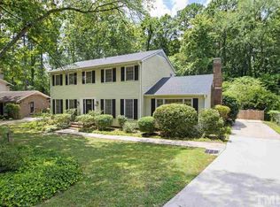 418 Overland Dr, Chapel Hill, NC 27517