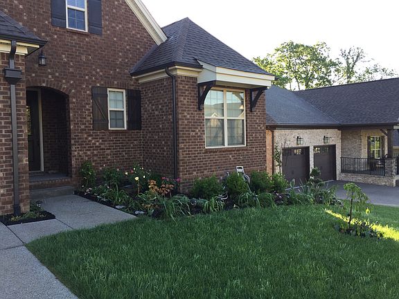 2nd image of 9113 Macauley Ln
