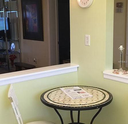 3rd image of 4525 Cove Cir APT 1204